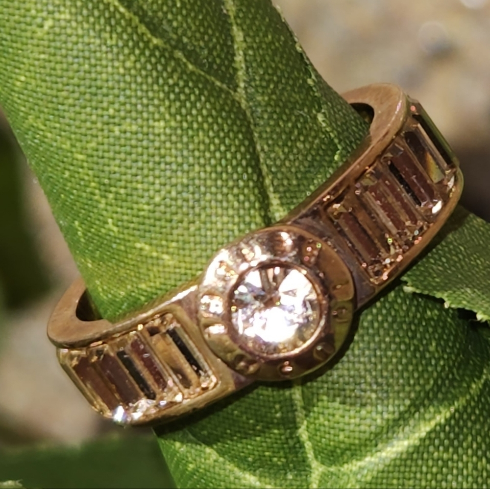 Henri Bendel Gem Ring